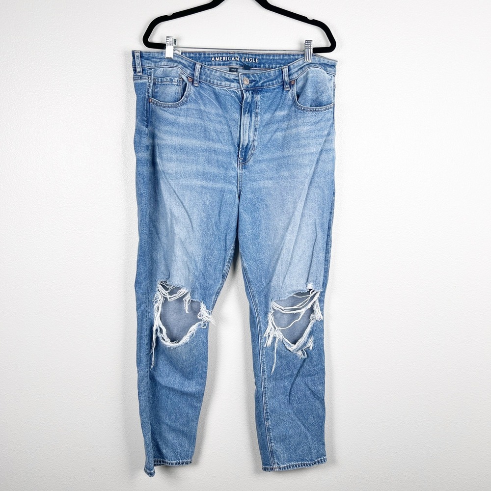 American Eagle Distressed Mom Jeans Blue High Rise Straight Leg Size 18